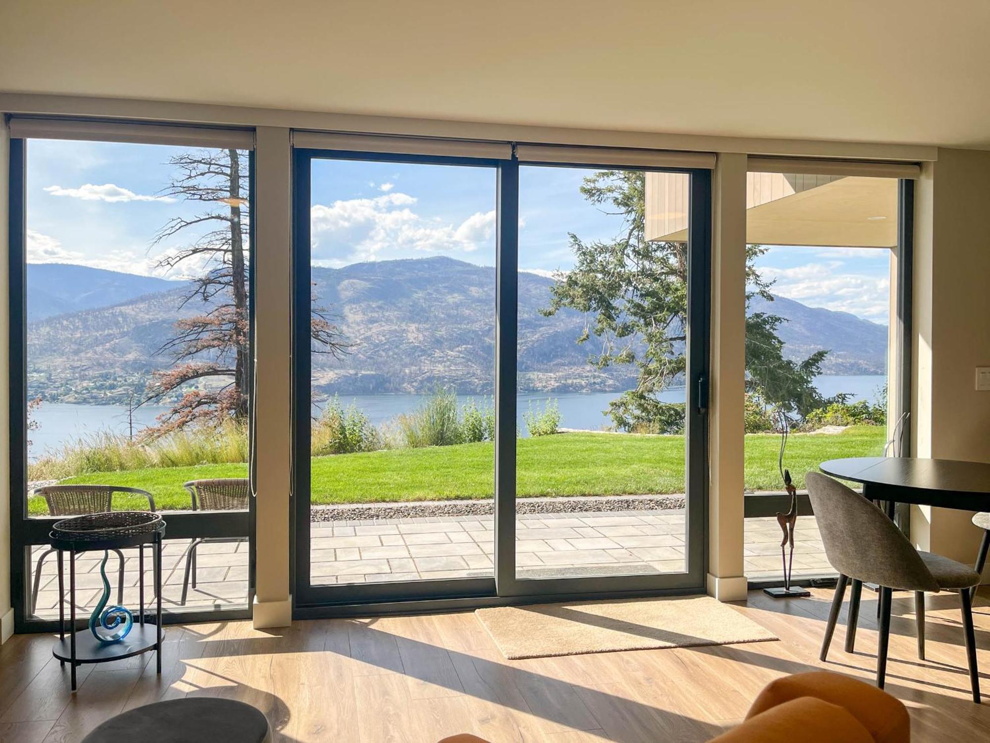 Kelowfornia Lakeview Retreat Kelowna Esterno foto