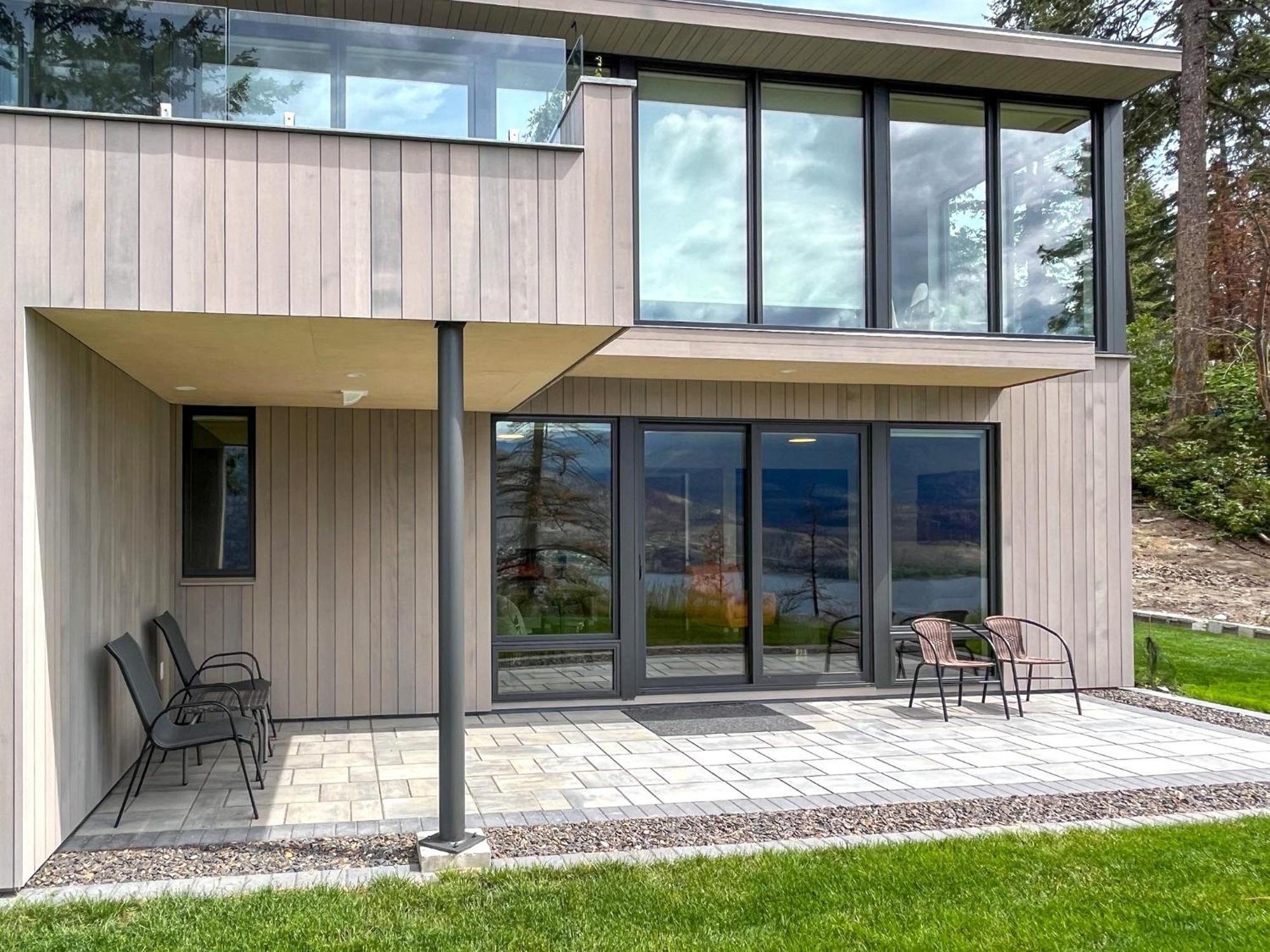 Kelowfornia Lakeview Retreat Kelowna Esterno foto